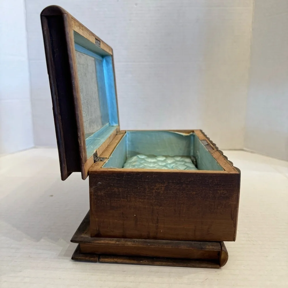 Antique Olive Wood Italian Vanity Box Olive Keepsake Jewelry Holder Decor VTG